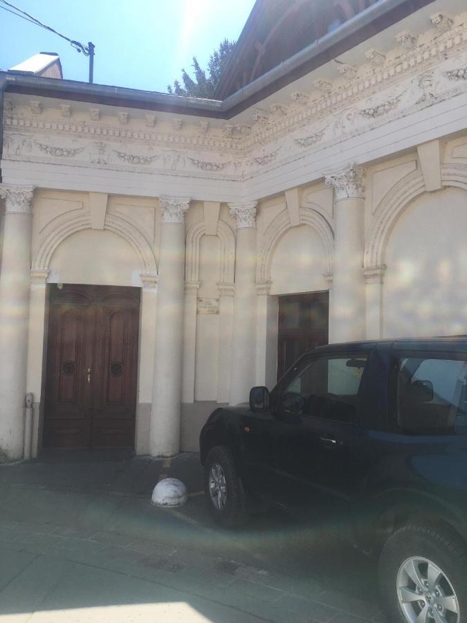 Goencoelhaz Hostel Vac Bagian luar foto